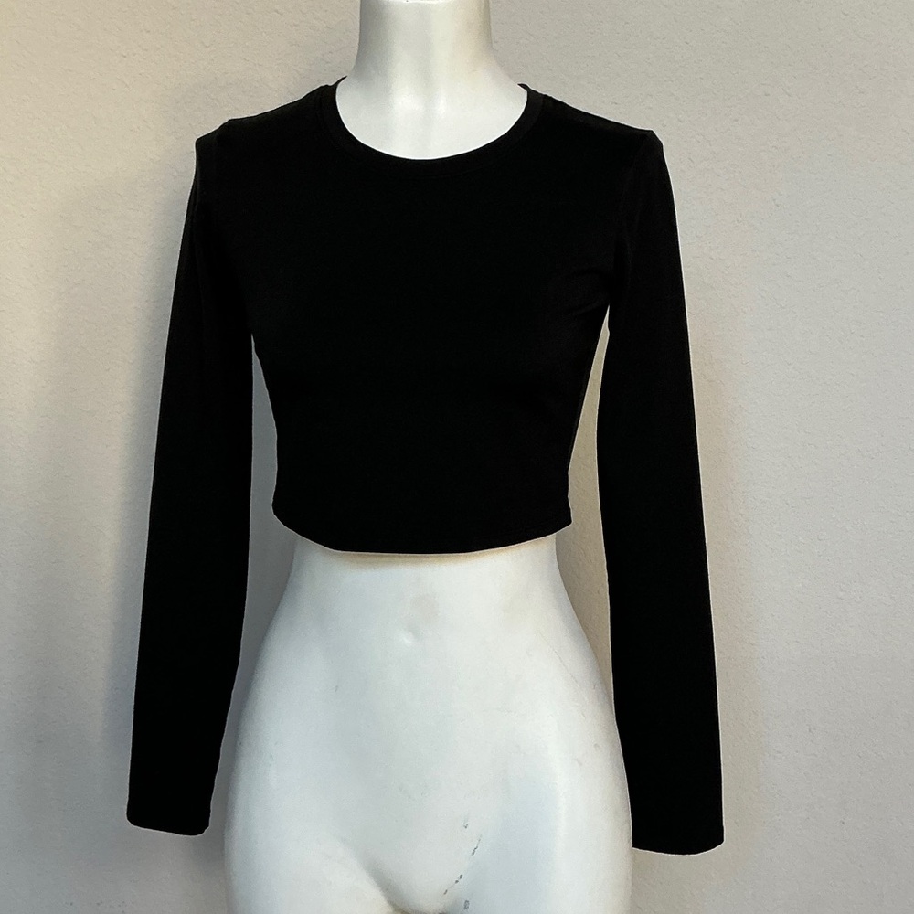 ALO Yoga Black Alosoft Crop Finesse Long Sleeve - Picture 4 of 8